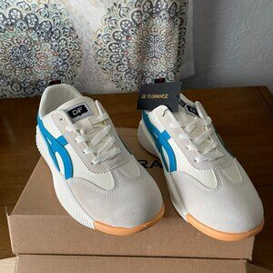 DeFlorance Cloudea Sneakers Size 8.5(fits like a US 9.5),  Blue Beige